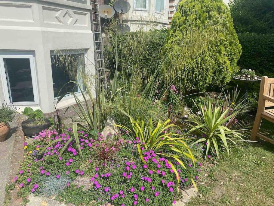 ポーツマスSt Helens Houseアパートメント エクステリア 写真